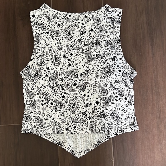 Chic 2 Chic Girls Ribbed Bandanna Tank - Picture 4 of 4